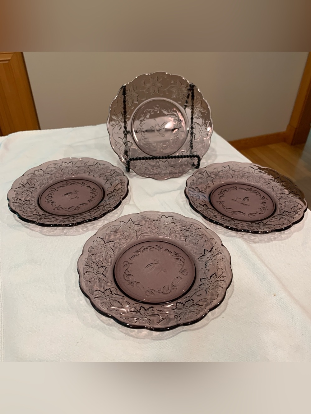 Vintage Princess House Fantasia #5239 Amethyst Purple 8” Lunch Plates Set Of 4